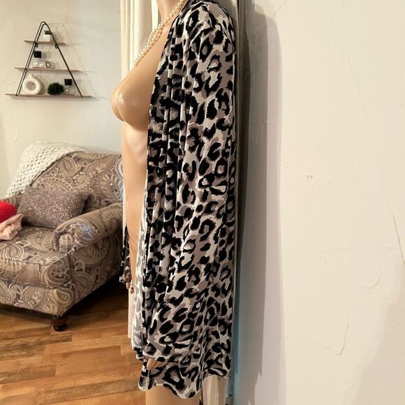 Clara Sun Woo USA Womens Size Small Animal Print Stretchy Open Front Cardigan - Picture 5 of 13